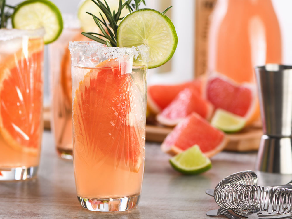 Beautiful cocktail made from Circle Back product with grapefruit